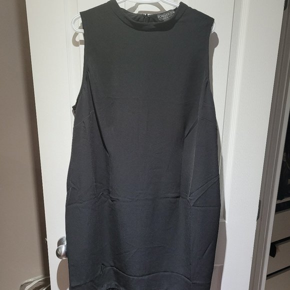 Forever 21 Sleek Black Dress size 3X - Picture 1 of 4